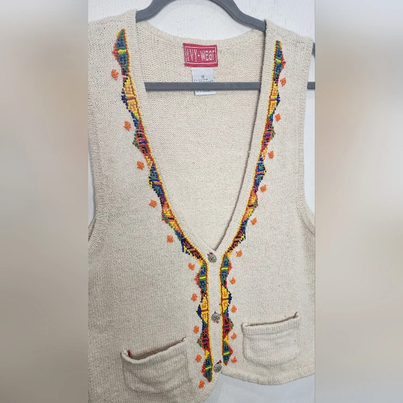 Vintage I.V.Y. Sweater Vest Rainbow Beading Cream V Neck Button Up Size M - Picture 10 of 11